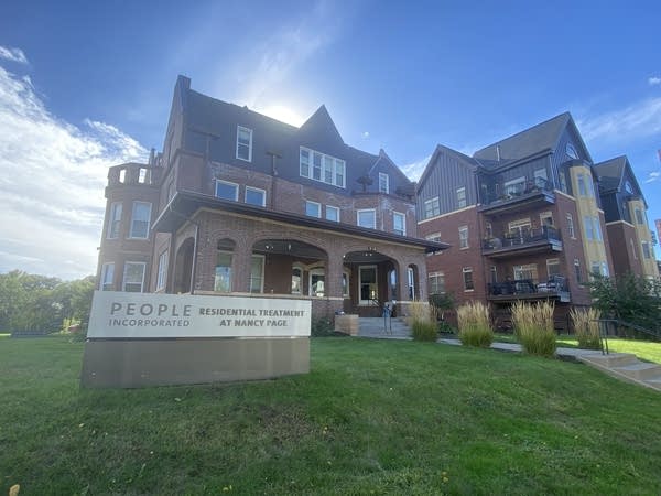 Nancy Page Crisis Residence 
